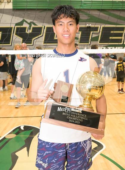 Thumbnail 3 in Highland vs. Perry (AIA 6A Final - Awards) photogallery.