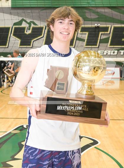 Thumbnail 3 in Highland vs. Perry (AIA 6A Final - Awards) photogallery.