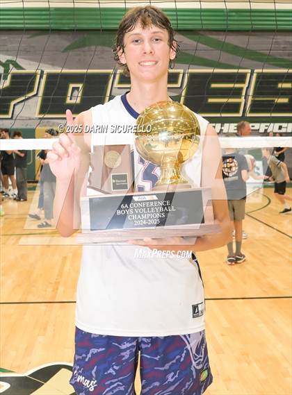 Thumbnail 2 in Highland vs. Perry (AIA 6A Final - Awards) photogallery.