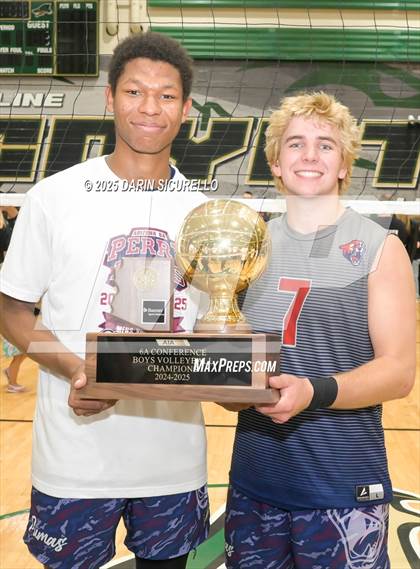 Thumbnail 2 in Highland vs. Perry (AIA 6A Final - Awards) photogallery.