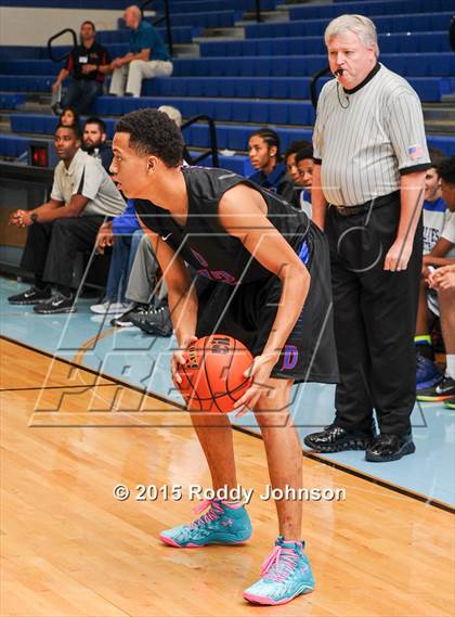 Thumbnail 1 in Westside vs. Dawson (McDonald's Texas Invitational) photogallery.