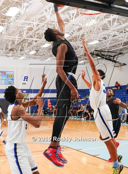 Thumbnail 1 in Westside vs. Dawson (McDonald's Texas Invitational) photogallery.