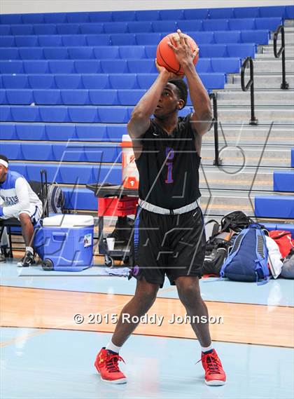 Thumbnail 3 in Westside vs. Dawson (McDonald's Texas Invitational) photogallery.