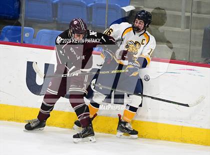 Thumbnail 3 in North Haven vs. East Haven (CIAC DII Semifinal) photogallery.