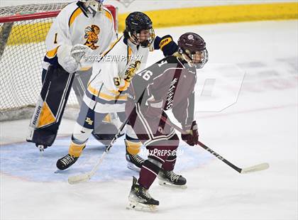 Thumbnail 3 in North Haven vs. East Haven (CIAC DII Semifinal) photogallery.