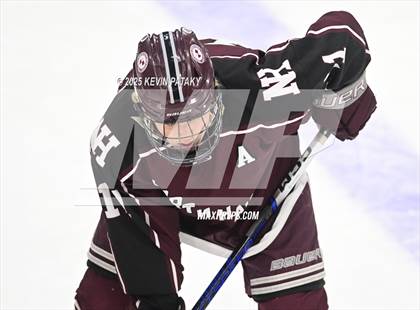 Thumbnail 2 in North Haven vs. East Haven (CIAC DII Semifinal) photogallery.