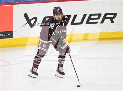 Thumbnail 2 in North Haven vs. East Haven (CIAC DII Semifinal) photogallery.