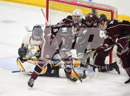 Thumbnail 1 in North Haven vs. East Haven (CIAC DII Semifinal) photogallery.