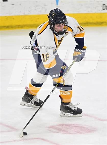 Thumbnail 1 in North Haven vs. East Haven (CIAC DII Semifinal) photogallery.