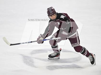 Thumbnail 2 in North Haven vs. East Haven (CIAC DII Semifinal) photogallery.
