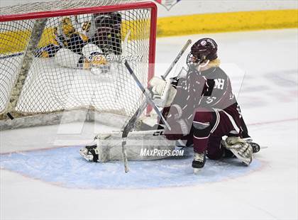 Thumbnail 3 in North Haven vs. East Haven (CIAC DII Semifinal) photogallery.