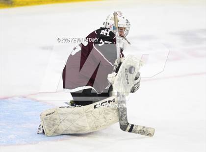 Thumbnail 2 in North Haven vs. East Haven (CIAC DII Semifinal) photogallery.