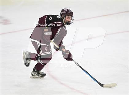 Thumbnail 1 in North Haven vs. East Haven (CIAC DII Semifinal) photogallery.