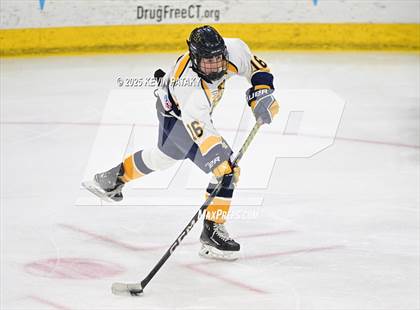 Thumbnail 1 in North Haven vs. East Haven (CIAC DII Semifinal) photogallery.