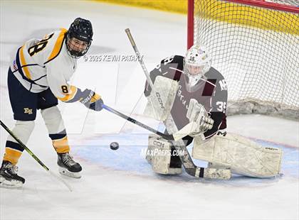 Thumbnail 2 in North Haven vs. East Haven (CIAC DII Semifinal) photogallery.
