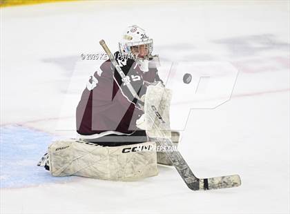 Thumbnail 1 in North Haven vs. East Haven (CIAC DII Semifinal) photogallery.