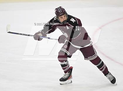 Thumbnail 1 in North Haven vs. East Haven (CIAC DII Semifinal) photogallery.
