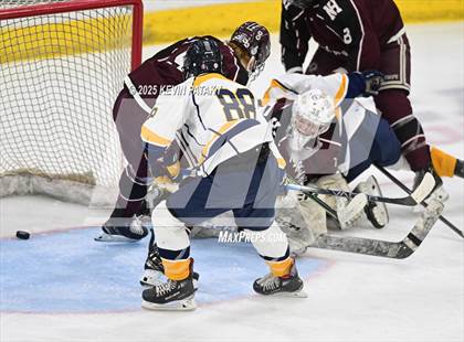 Thumbnail 1 in North Haven vs. East Haven (CIAC DII Semifinal) photogallery.