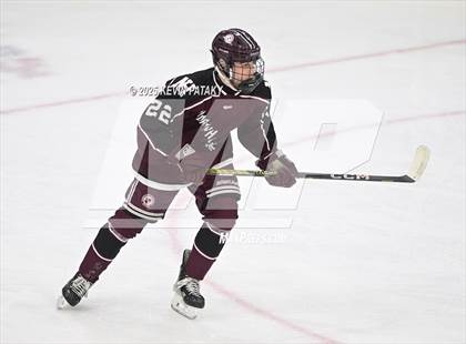 Thumbnail 2 in North Haven vs. East Haven (CIAC DII Semifinal) photogallery.