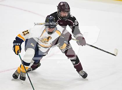 Thumbnail 2 in North Haven vs. East Haven (CIAC DII Semifinal) photogallery.