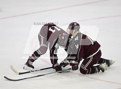 Thumbnail 3 in North Haven vs. East Haven (CIAC DII Semifinal) photogallery.
