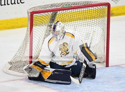 Thumbnail 1 in North Haven vs. East Haven (CIAC DII Semifinal) photogallery.