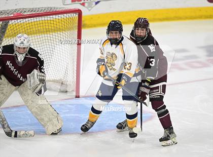 Thumbnail 1 in North Haven vs. East Haven (CIAC DII Semifinal) photogallery.