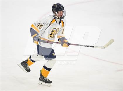 Thumbnail 2 in North Haven vs. East Haven (CIAC DII Semifinal) photogallery.