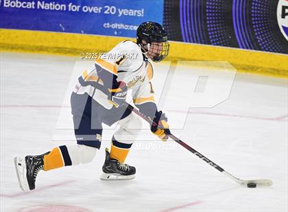 Thumbnail 2 in North Haven vs. East Haven (CIAC DII Semifinal) photogallery.