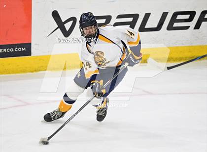 Thumbnail 1 in North Haven vs. East Haven (CIAC DII Semifinal) photogallery.