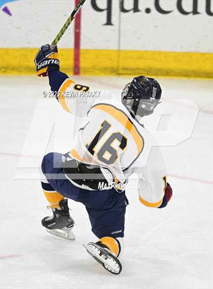 Thumbnail 1 in North Haven vs. East Haven (CIAC DII Semifinal) photogallery.