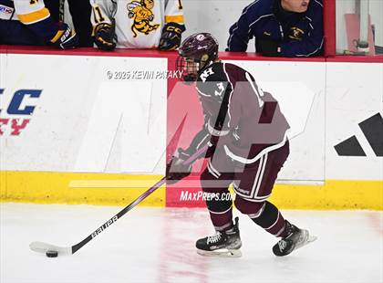 Thumbnail 2 in North Haven vs. East Haven (CIAC DII Semifinal) photogallery.