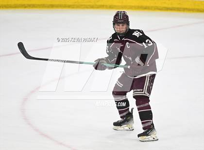Thumbnail 1 in North Haven vs. East Haven (CIAC DII Semifinal) photogallery.