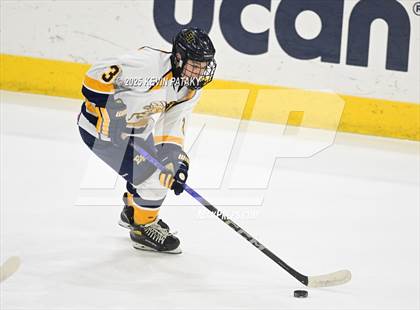 Thumbnail 2 in North Haven vs. East Haven (CIAC DII Semifinal) photogallery.