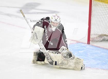 Thumbnail 2 in North Haven vs. East Haven (CIAC DII Semifinal) photogallery.