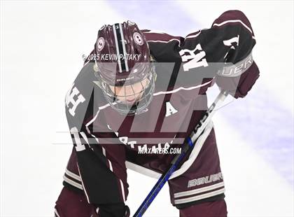 Thumbnail 1 in North Haven vs. East Haven (CIAC DII Semifinal) photogallery.
