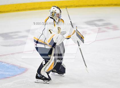 Thumbnail 1 in North Haven vs. East Haven (CIAC DII Semifinal) photogallery.