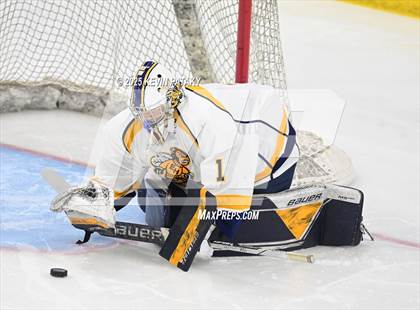 Thumbnail 2 in North Haven vs. East Haven (CIAC DII Semifinal) photogallery.