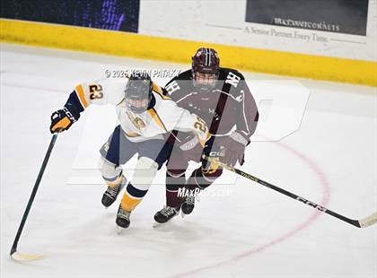 Thumbnail 3 in North Haven vs. East Haven (CIAC DII Semifinal) photogallery.