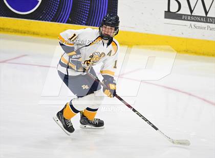 Thumbnail 2 in North Haven vs. East Haven (CIAC DII Semifinal) photogallery.