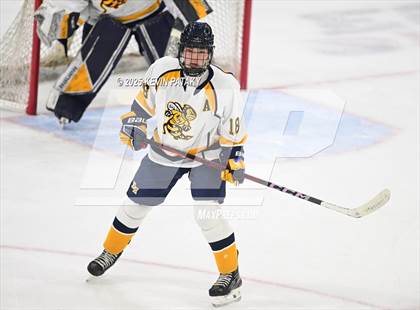 Thumbnail 3 in North Haven vs. East Haven (CIAC DII Semifinal) photogallery.