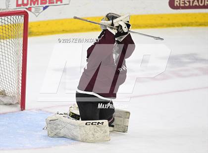 Thumbnail 1 in North Haven vs. East Haven (CIAC DII Semifinal) photogallery.