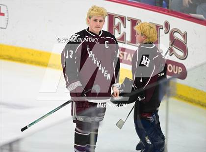 Thumbnail 1 in North Haven vs. East Haven (CIAC DII Semifinal) photogallery.