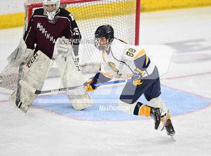 Thumbnail 2 in North Haven vs. East Haven (CIAC DII Semifinal) photogallery.