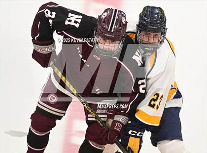 Thumbnail 3 in North Haven vs. East Haven (CIAC DII Semifinal) photogallery.