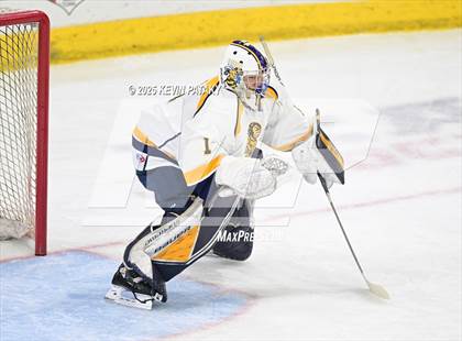 Thumbnail 2 in North Haven vs. East Haven (CIAC DII Semifinal) photogallery.