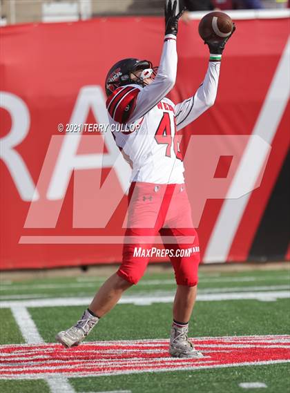 Thumbnail 3 in Weber vs. Corner Canyon (UHSAA 6A Semifinal) photogallery.