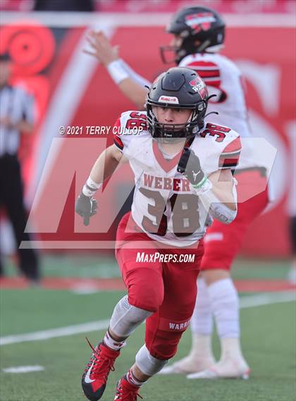 Thumbnail 3 in Weber vs. Corner Canyon (UHSAA 6A Semifinal) photogallery.