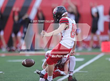 Thumbnail 3 in Weber vs. Corner Canyon (UHSAA 6A Semifinal) photogallery.