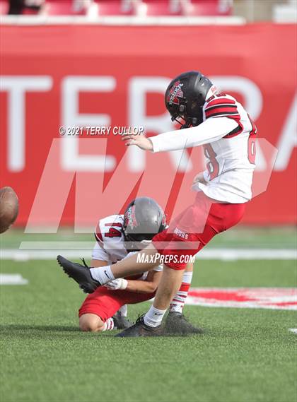 Thumbnail 2 in Weber vs. Corner Canyon (UHSAA 6A Semifinal) photogallery.